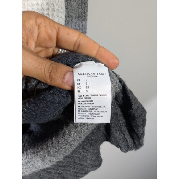 American Eagle Womens Gray Striped Long Sleeve Sweater Dress Sz S Academia - Picture 4 of 8